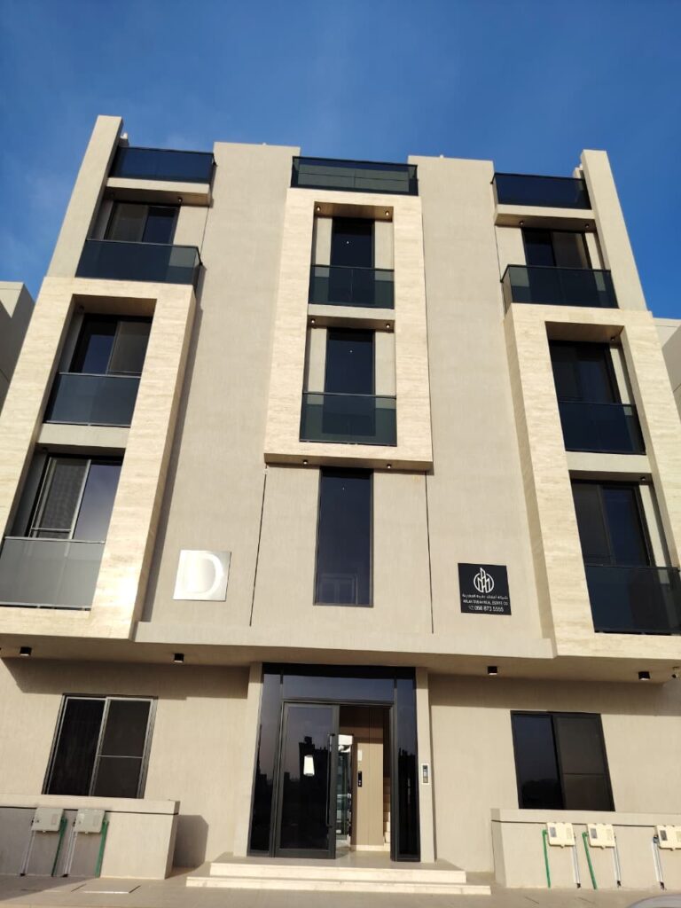عمارة سكنية حديثة في حي عين الخيف بالمدينة المنورة - نُسج العقارية